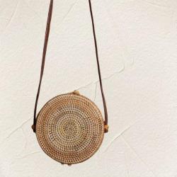 Custom Hand made Bali Fashion Rattan Braided Women Small Round Shape Slanted Crossbody Shoulder Bag With Leather Shoulder Strap