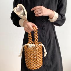 Wholesale Ladies Hand Bags Fashion Women's Purses And Handbags Wooden Bead Handbag Pearls Mini Hand Knitted Bucket Bag