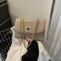 New Fashion Winter Plush Women Handbags China Wholesale Plush Lady Bags 2024 Girl Pure Color Cloud Handbags