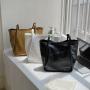 Latest Korean Fashion Large Capacity Handbags Large Capacity Shoulder Bag Trend Versatile Simple Pu Leather Shoulder Handbags