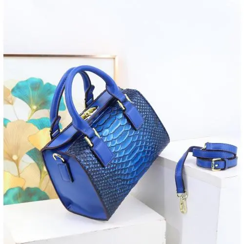 Top selling fashion handbag for women luxury designer bag with high texture embossed snake material famous brand bag 24 cm