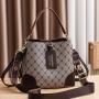 Fashion Good Quality Small Square Chain Women Handbags With Custom Logo Wholesale Handbags