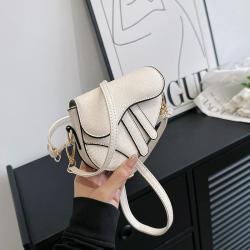 New Design Bags 2024 New Handbag Women Summer Simple Crossbody Shoulder Armpit Bags Fashion Texture Saddle Bags sac pour femme