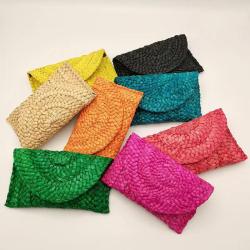 2024 new arrival Handmade Corn Straw Woven Women's Handbags Summer Beach Ladies Straw Clutch Beach Rattan purse