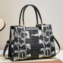 Wholesale Fashion 2023 High Quality Trendy Designer Shoulder bags PU Leather Lady Latest Luxury Bags Women Handbags