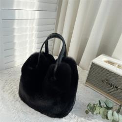 Pure Color Large Capacity Plush Crossbody Bag Artificial Rabbit Hair Bucket Tote Bag Magnetic Button Single Shoulder Handbag