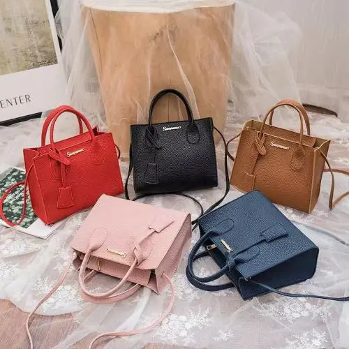 New Fashion Litchi Grain Handbag Custom Wholesale Cheap Women Small Square Bag Soft Zipper Pure Color Pu Leather Sling Bag