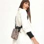Wholesale Factory Customized Nylon Water Bottle Holder Bag V Quilted Bottle Case Holder Bag Shoulder Bag