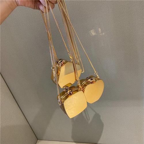 2024 Women's Clutches fashion geometric shape crossbody bags women clutch acrylic chain bag for wedding party evening bags