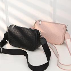 New high capacity Women's crossbody bag wide strap bag fashion weaving design shoulder bags bulk wholesale