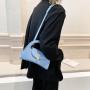 A niche design retro high-end minimalist single shoulder crossbody bag