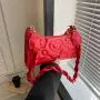2023 New Pu Women Fashion Handbags Embossing Metal Zipper Wholesale Women Handbags Solid Niche Designer Shoulder Bags