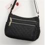 Trendy Ladies Leather Handbag with Large Capacity Single Shoulder Quilted Bag Vintage Summer Style Pearl Decoration Zip Closure
