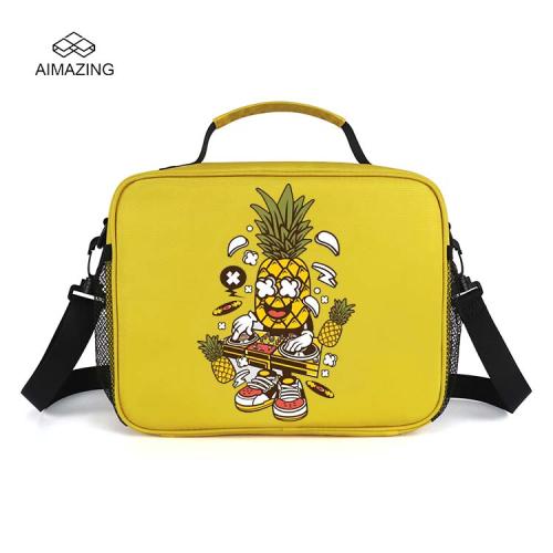 Spacious and Durable Insulated Polyester Lunch Bag for Kids Thermal and Waterproof with Cartoon Pattern Cooler Bag Genre