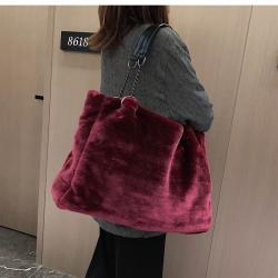 woman hand bage bags ladies fur bag
