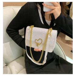 2022 Lady Designer Bags Colorful Glitter Coated Flap Turn-lock Purse Fashion Golden Heart Hardware Strap Sling Messenger