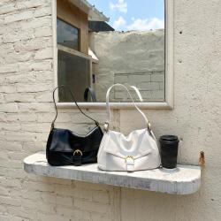 2024 Wholesale Women's Hand Bag Flip Soft PU Leather Simple Shoulder Bag Fashion Plain Women's Handbags