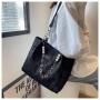 2024 New Summer Large Capacity Advanced Texture Women's Shoulder Bag Fashionable Tote Bag for College Students Ladies
