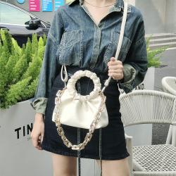 2024 Designer Handbags Famous Brands Bangles Australia Spring New Style Leady Leader Puff Begs