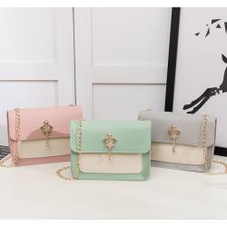 On Sale Korean version small square bag for women 2024 women's shoulder bags wholesale fashion simple chain bag