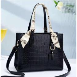 Simple Elegant PU Ladies Handbag Tassel Chain Decoration New Crossbody Bag Spring Summer Winter-Casual Life Crocodile Design
