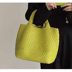New Hand Woven Large Capacity Tote Carrying Women'S Single Shoulder Bun Female Vegetable Basket Female Bag