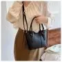 Minimalist and fashionable design shoulder bag for women's spring/summer 2024 new model