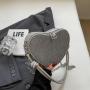 2023 Customized trendy Heart Shape shoulder bags ladies bag women's handbags For Young Ladies