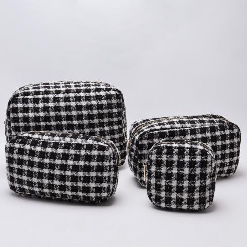 Keymay New NO MOQ Multi Colors Black Large Makeup Bag Plaid Pattern Cosmetic Organizer for Women Girls Cloth Pouch with Zipper