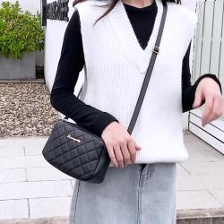 2024 Ladies Embroidered Diamond Fashion Shoulder Bag Portable Camera Messenger Bag Single Strap for Christmas Gift