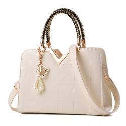 2023 New Fashion Women'S Handbag With Pearl Large Capacity One Shoulder Crossbody Bag Designer Handbag Wholesale
