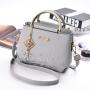 2024 Wholesale Fashion Trends Woman Embroidery Messenger Bags pu Leather Lady Handbags For Women's Handbags