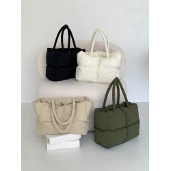 Trendy new High Quality puff Shoulder bag Student Casual Space Cotton Tote Bag Down nylon Puff hand Bag for girls
