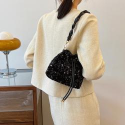 New design crossbody bucket bag with women's drawstring pleated portable sequin ladies shoulder bags handbags for women luxury