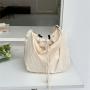 New large-capacity simple student messenger bag all-match one-shoulder dumpling bag nylon casual pleated tote bag