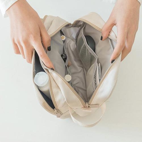Wholesale Fitness Portable Dry And Wet Separation Wash Bag Fashion Travel Cosmetic Bag