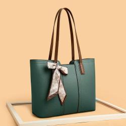 2024 Advanced New Lychee Grain Shoulder Tote Bag Vegan Leather PU Two Soft Underarm Straps Fashionable Simple Design Beach Use