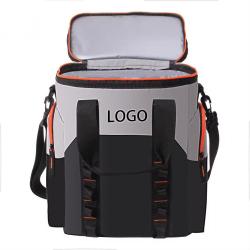 Factory Custom Logo Soft Tarpaulin Portable 32 Drink Cans Picnic Camping Insulated Bag Shoulder Cooler Bag