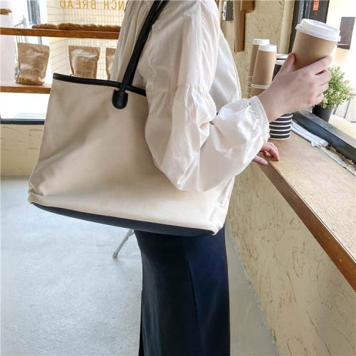 Custom leisure Large lady shoulder bag fashion design PU stitching canvas tote bag College students' ladies handbags bucket bag