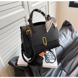 CCF724 Luxury 2023 Famous Chain Tote Bags Women Leather Handbags and Purses Simple Cross Body Ladies Handbag