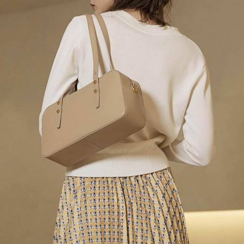 2024 Custom Luxury Metal Logo Tote Handbag Bag Ladies Document Outdoor Double Strap Pu Leather Armpit Shoulder Ladies Bags