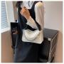 New Arrival Woven Handheld Crossbody Bag Chain Pillow Bags Fashion Ladies Shoulder Bag Pu Leather Handbags For Young Girl