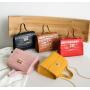 Crocodile Pattern Handbag 2024 Small Shoulder Crossbody Bag Women's Wholesale Ladies Hand Bags Versatile Small Square Bag