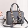 Hot Selling Women's Handbag Embroidered Simple Vintage Handbag for Ladies Shoulder Crossbody Bags