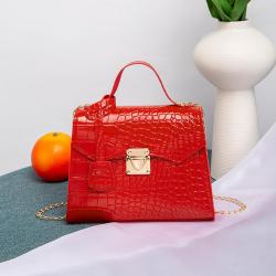 Ladies Korean Retro Fashionable Minimalist Handbag Small Square Bag with Single Strap and Chain Decoration Portable
