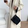 New design handbags nylon lady shoulder bag Fashion fold messenger bag for women PU stitching bucket small crossbody bag