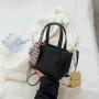 Square Designer Handbag Wholesale Chains Bag Ladies Women Fashion customs handbag Top Fashion Wholesale Women Handbags