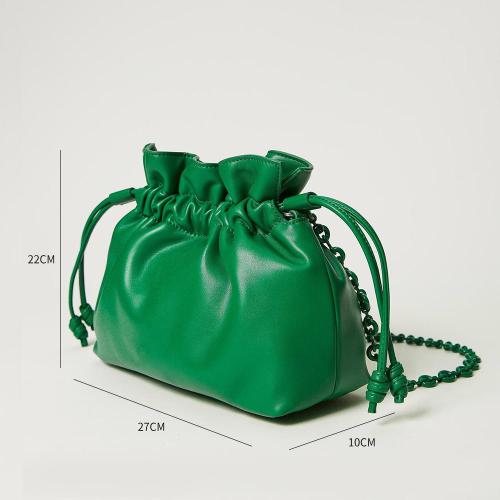 Manufactory Custom Pu Leather Shoulder Bag For Women Fashion Handbag Metal Chain Cross Body Bag Lovely Drawstring Bag