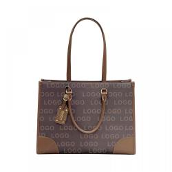 2024 Trending Fashion Genuine Leather Lady Handbag Shoulder Bag Sac Personnalisable Avec Logo Sac Cuir Femme Accessoires De Sac