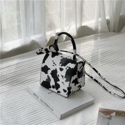 New Products Women's Handbag Fashion Popular One Shoulder Cross-body Bag Cute Animal Pattern Square Box Bag